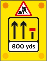 Lane closed for road works ahead (800 yds)